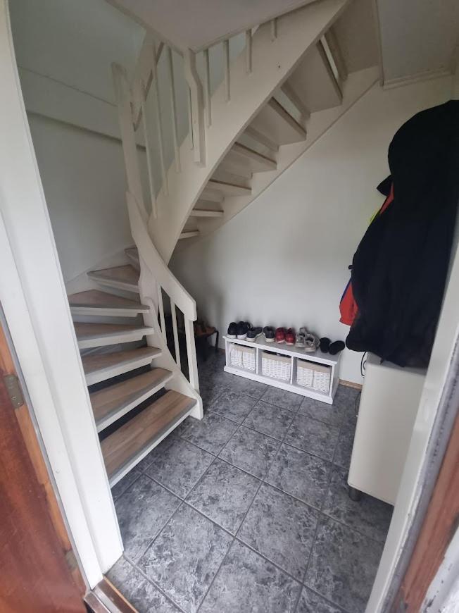 Private Guest Room In Cozy Apartment トロンハイム エクステリア 写真